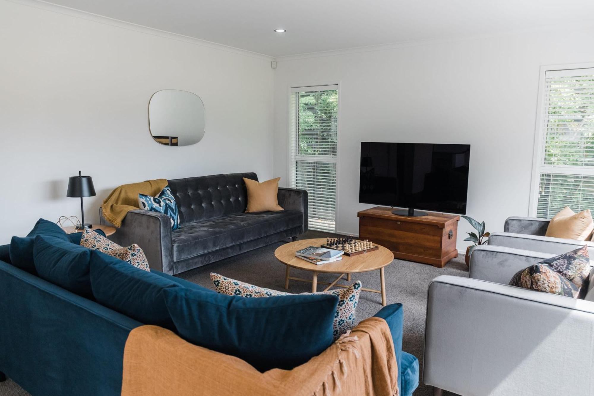 Stunning Tranquil Home With Green Space Views Mount Maunganui Exterior foto